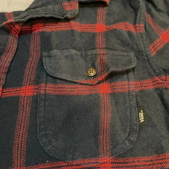 Vans Wayland II Long Sleeved plaid flannel shirt, navy & red. Men’s size medium - Picture 5 of 11